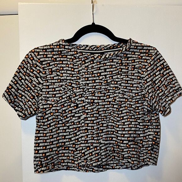 NIKE NSW Crop Top “Just Do It” Black White Orange Woman’s Size Small - Picture 1 of 8